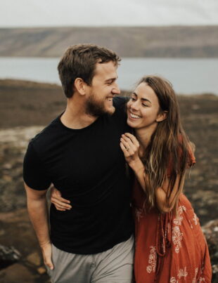 iceland couple photographer 22 - voozon.com