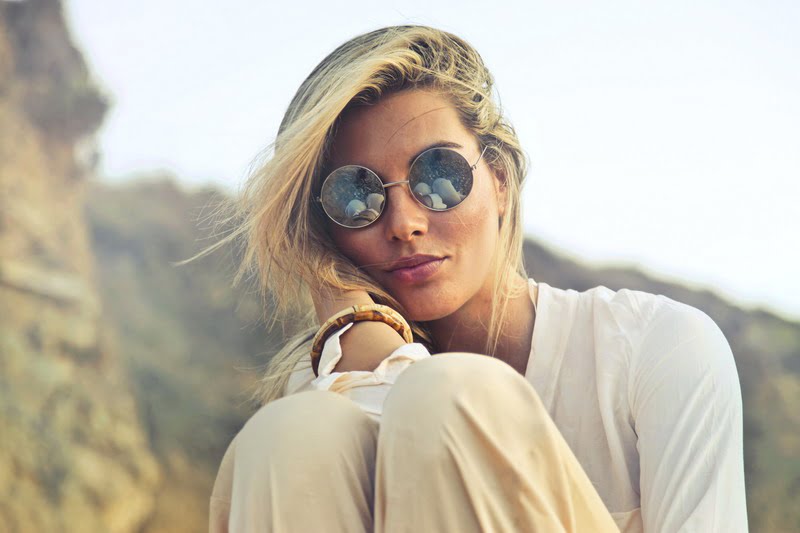 Beautiful woman wearing beautiful sunglasses