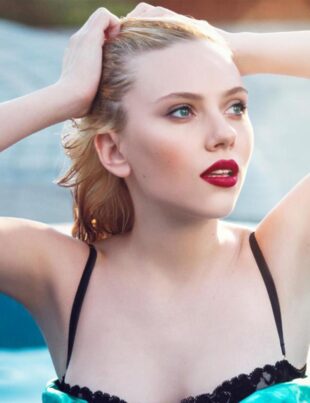 scarlett johansson sexy red lips wallpaper 1920x1200 47755 6 - voozon.com