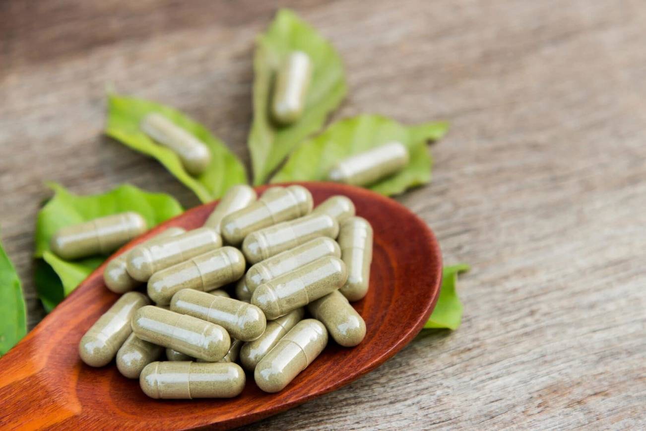 Kratom Capsules vs Kratom Powder
