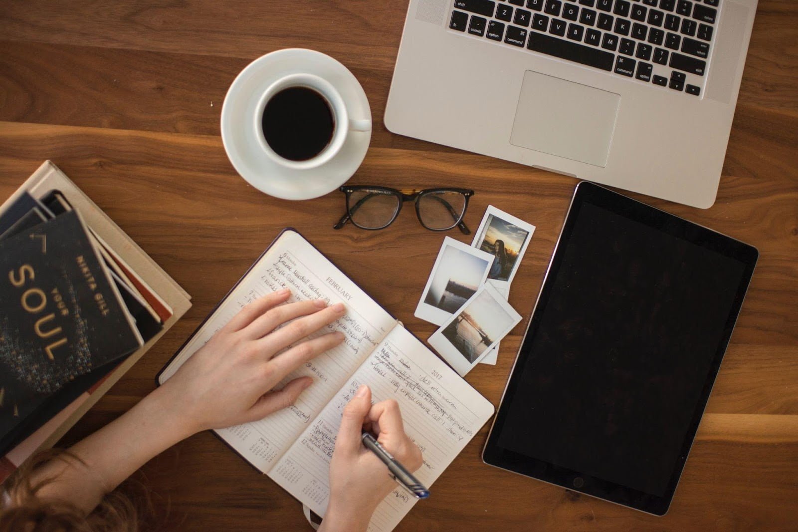 Earning money while traveling? These are the best options!