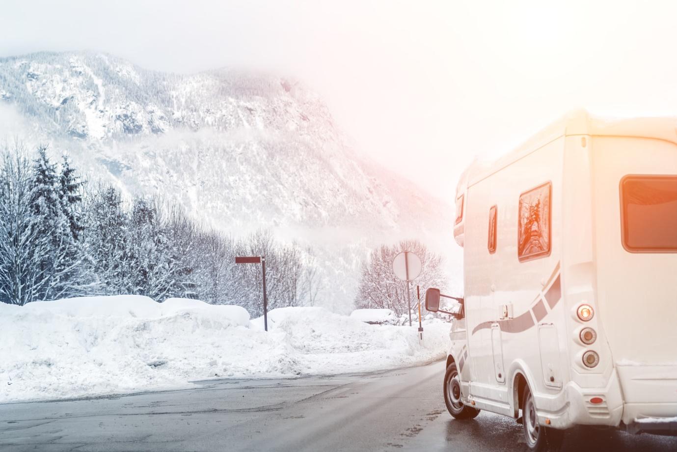 The Complete Guide To Winter RV Trips For Beginners