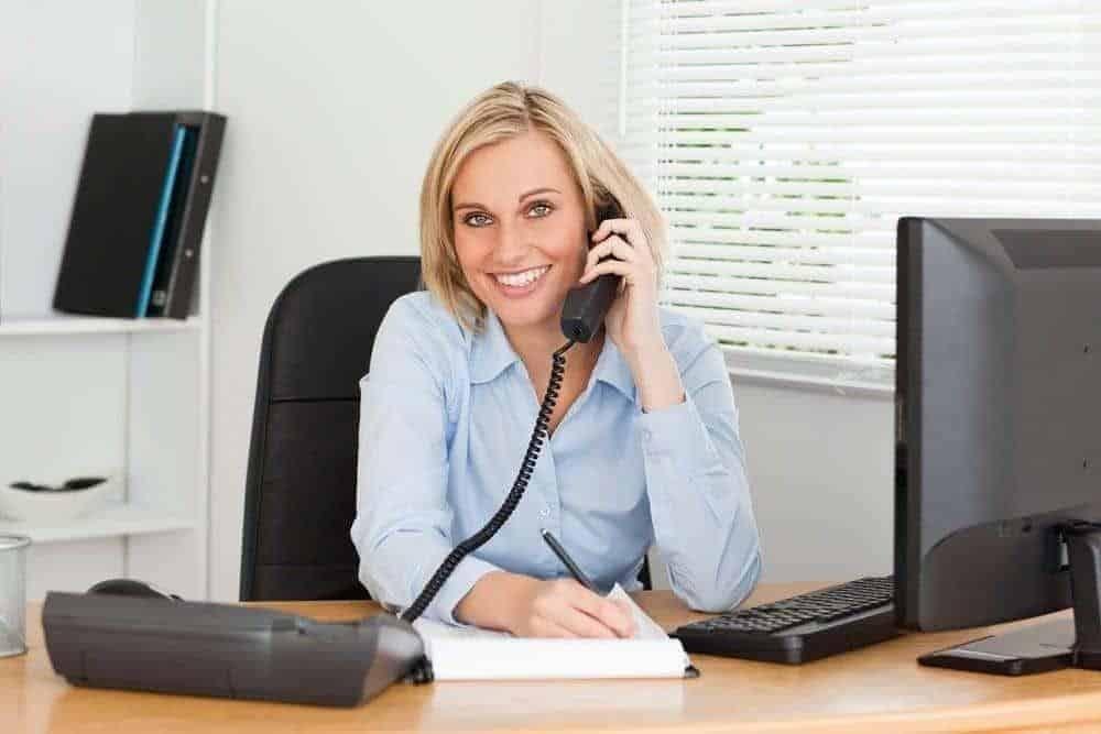 How Professional Phone Answering Solutions Can Help Businesses
