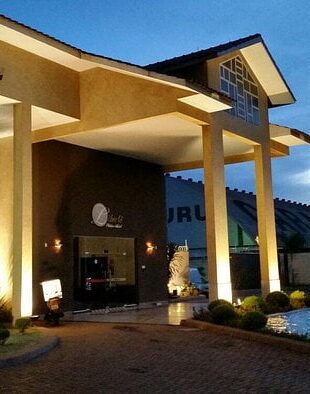 Discover the Exquisite 45.907.430 Ltda Oriente Palace Hotel in Rio Verde - voozon.com