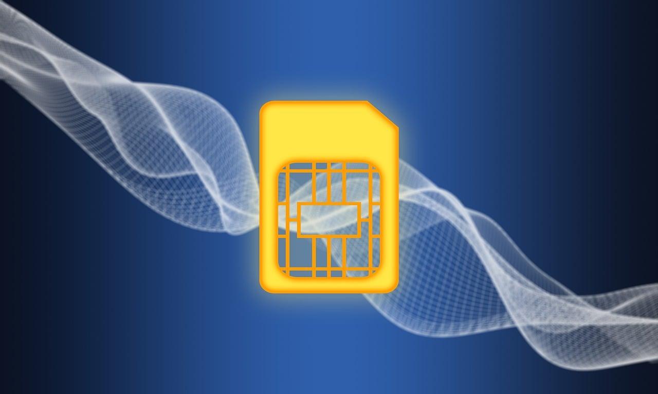 Data Roaming On or Off? Here’s How to Decide