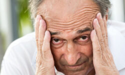 Understanding the Early Warning Signs of Alzheimer's Disease What To Look for and When To Seek Help