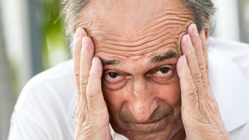 Understanding the Early Warning Signs of Alzheimer's Disease What To Look for and When To Seek Help