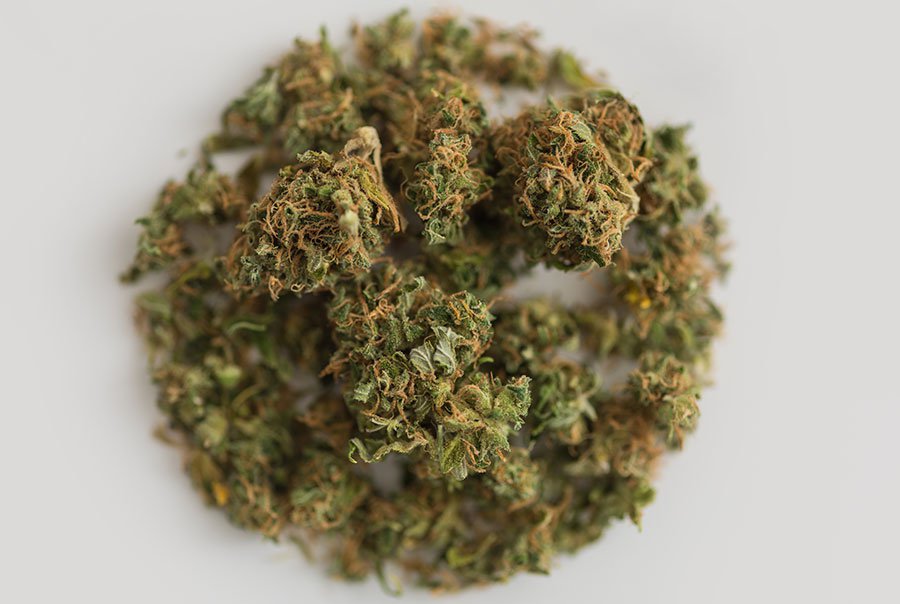 How Dispensaries in Chicago Guide Consumers on Cannabis Onset Time and Duration - voozon.com