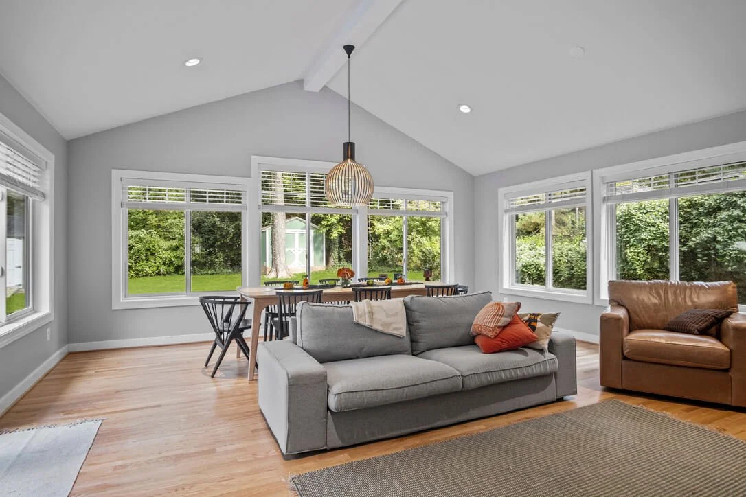 Finding the Best Sunroom Contractors Near Me for Your Dream Home Addition