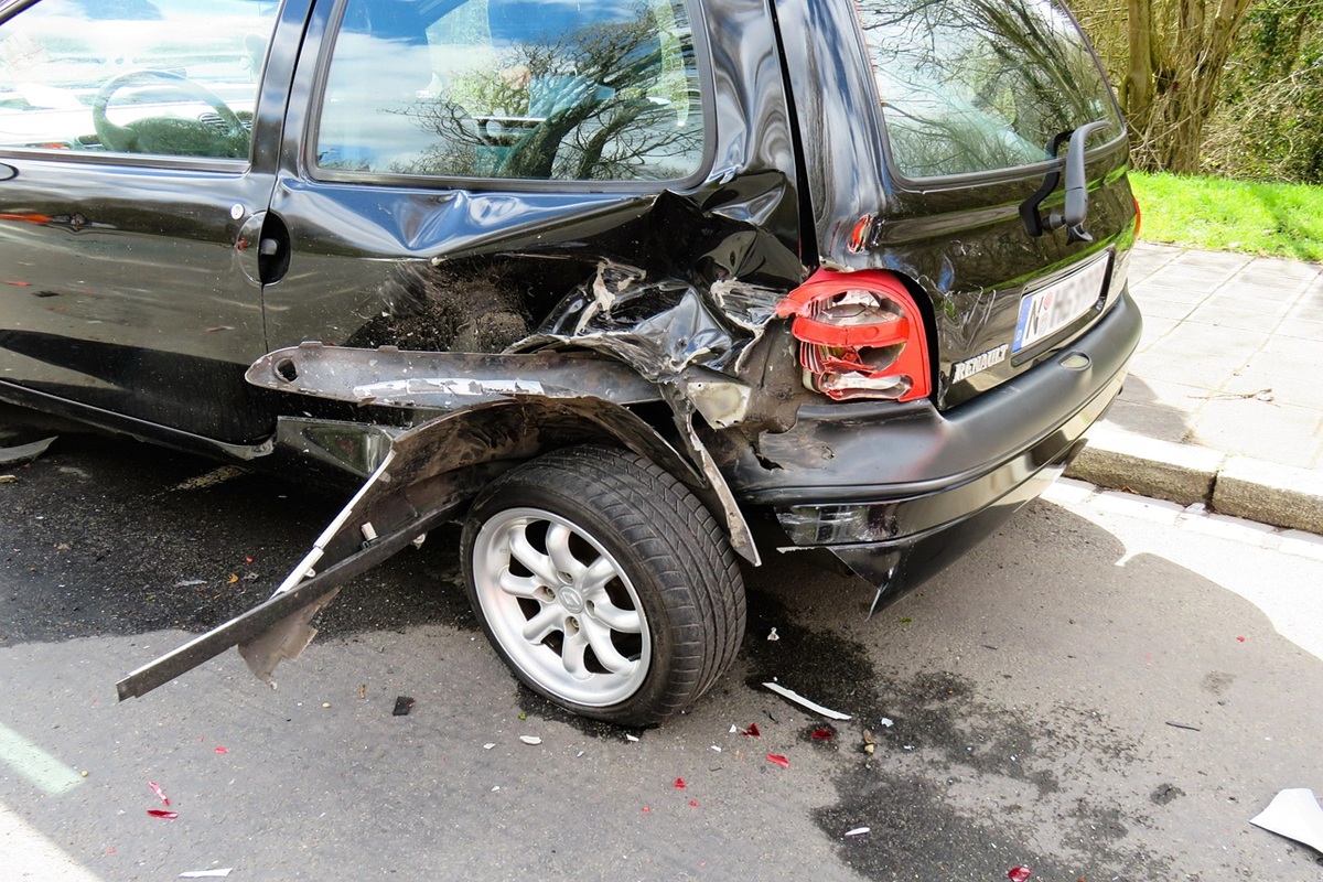 Loans for Car Accident Settlements: Protecting Your Claim From Financial Pressure