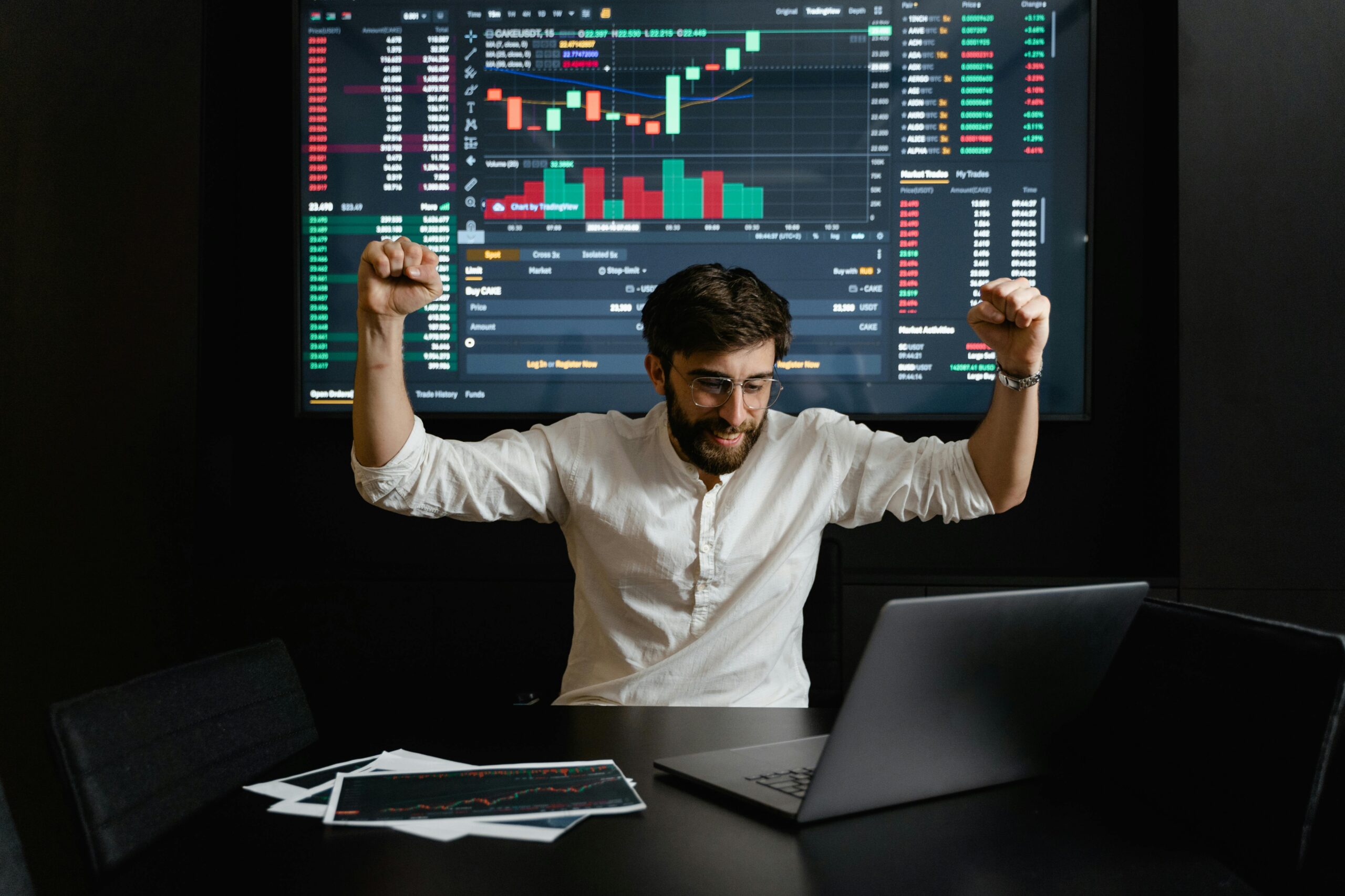 7 Things Investors Should Know Before Diving Into Private Equity