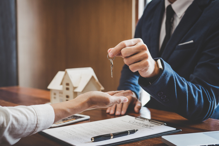 How to Manage Irregular Income as a Real Estate Professional