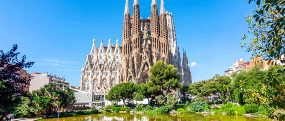 Where to Stay in Barcelona Like a Local: Beyond the Tourist Hotspots