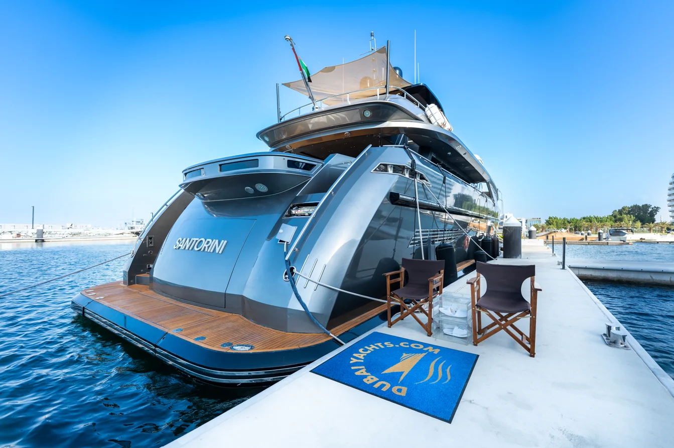 Luxury Experiences in Dubai: Why Private Yacht Charters Are the Ultimate Choice