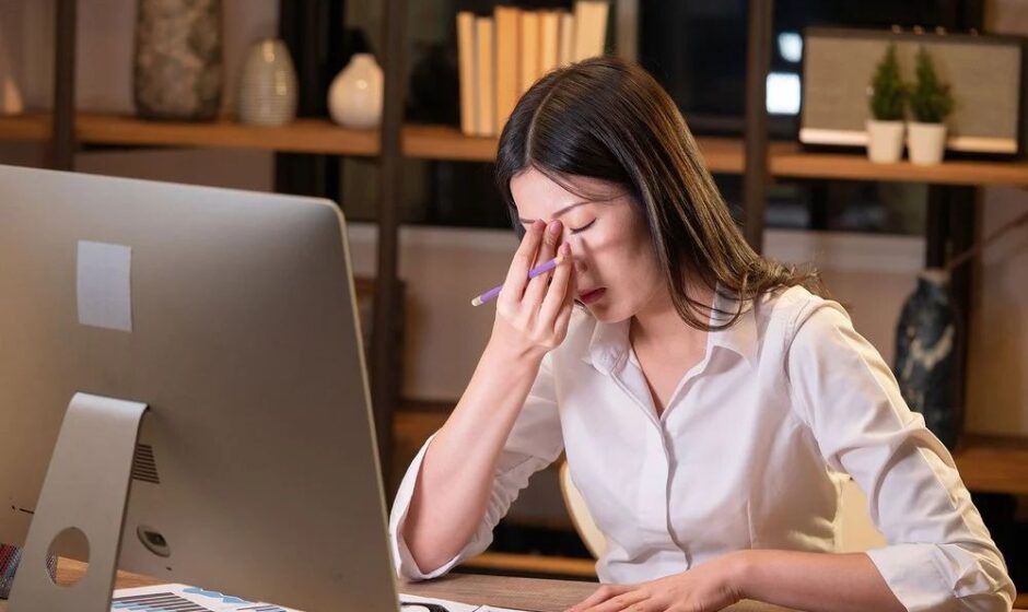 7 Silent Signs of Emotional Burnout Many People Miss