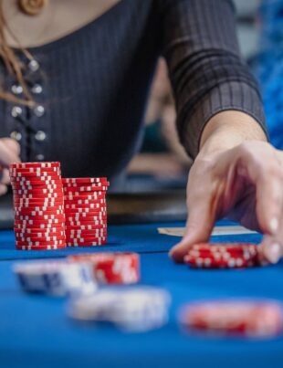 blc bluefoot gaming poker 5319 52504118849 o - voozon.com