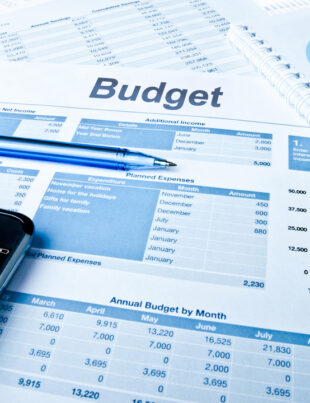 How Growing Companies Plan an Administrative Budget for the Year Ahead